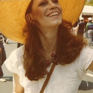 Meet your Posher, Pamela